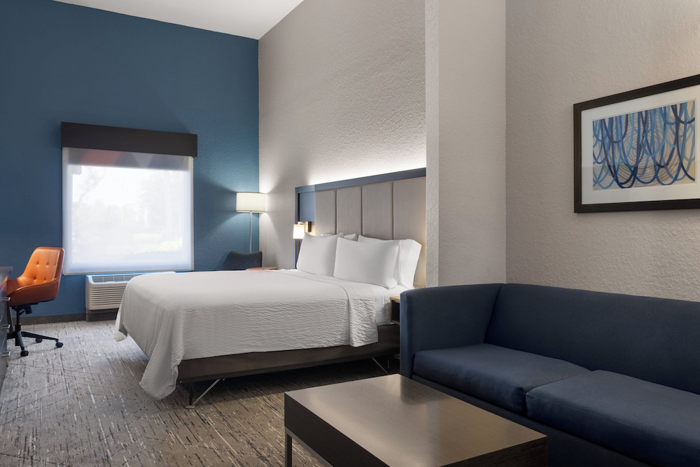Holiday Inn Express St. Petersburg North by IHG - photo 15