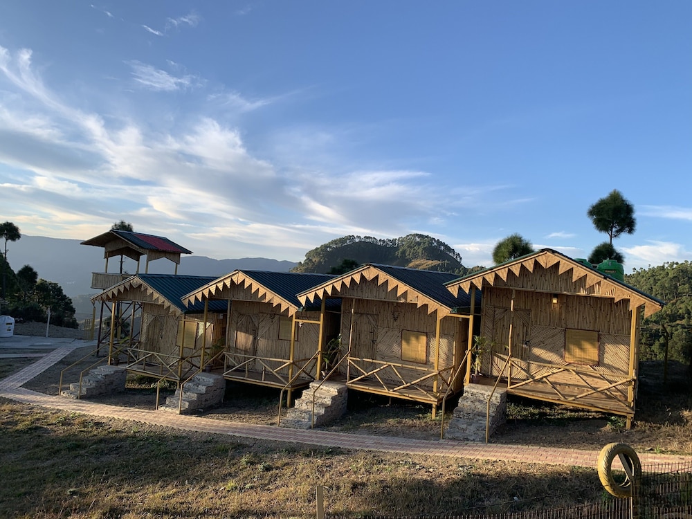 Bsr Farms in Pauri, India