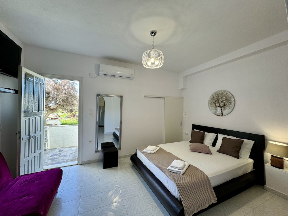 Sunshine Bay Suites — Naxos — photo 3