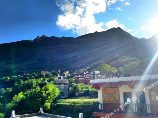 Danbaza West Decon Inn in Zhanggu, People's Republic of China