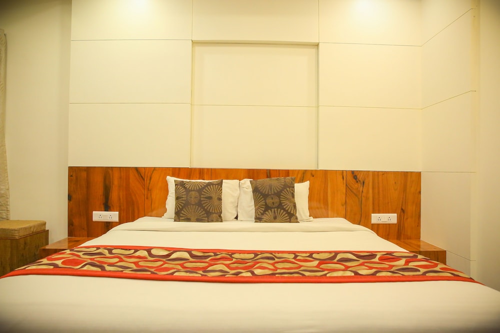 Hotel Madhuri Executive in Kolhapur, India