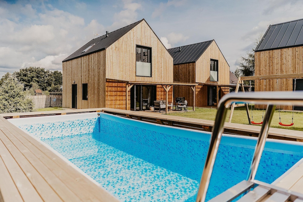 Holiday Home For 6 People In Resort With Pool Formerly Tui Ferienhaus — Gniewino