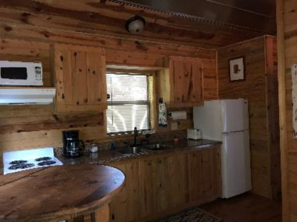Walnut Canyon Cabins - photo 39