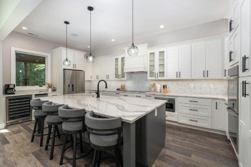 The Creeks of Serendipity in Black Mountain, United States