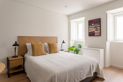 The Lisbon Retreat Cozy Studio with Terrace — 4-Star Luxury Hotel in Lisbon, Portugal