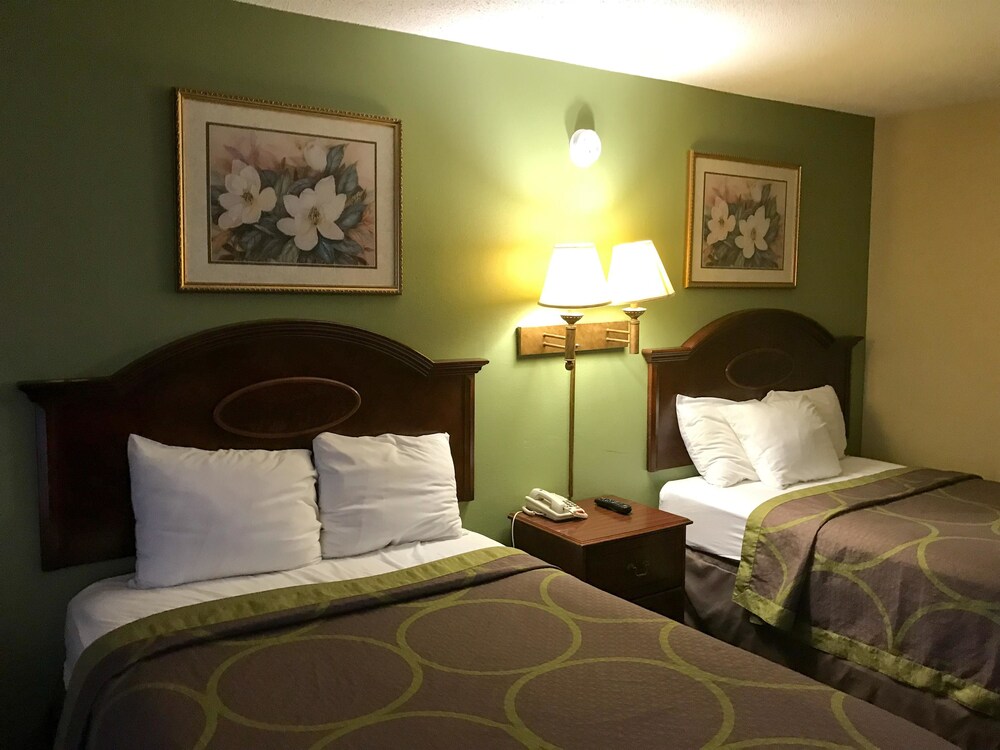 American INN of Orangeburg - photo 14