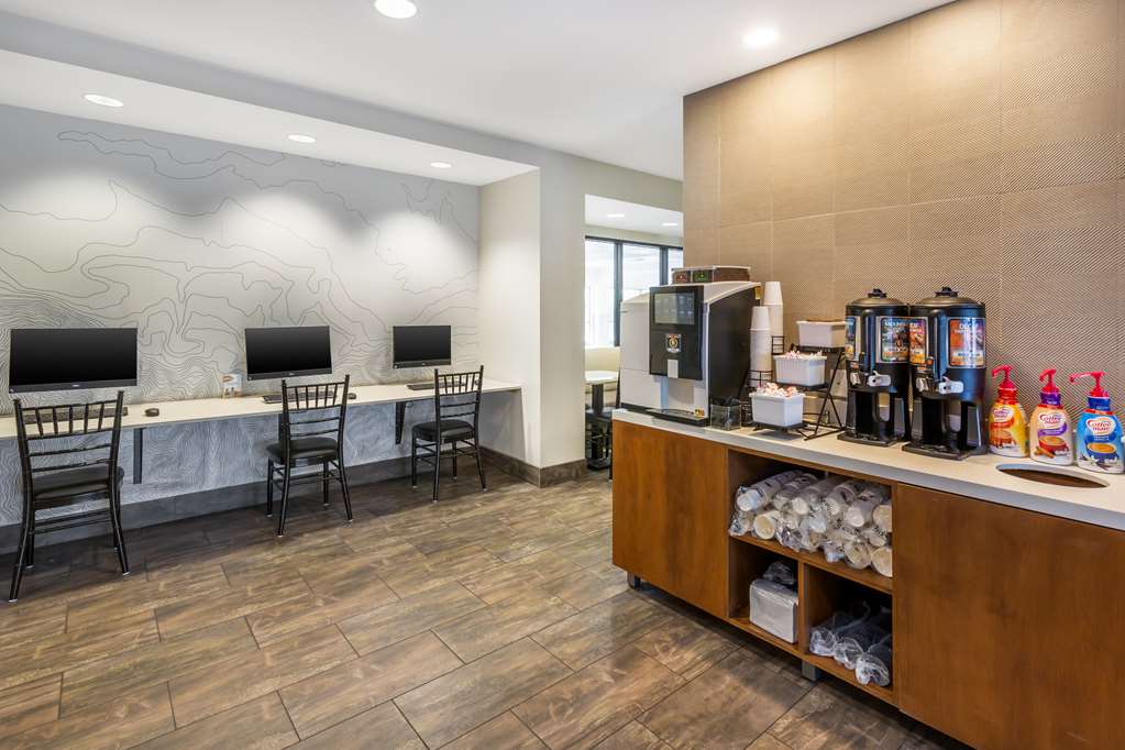 Best Western Plus CottonTree Inn - photo 32