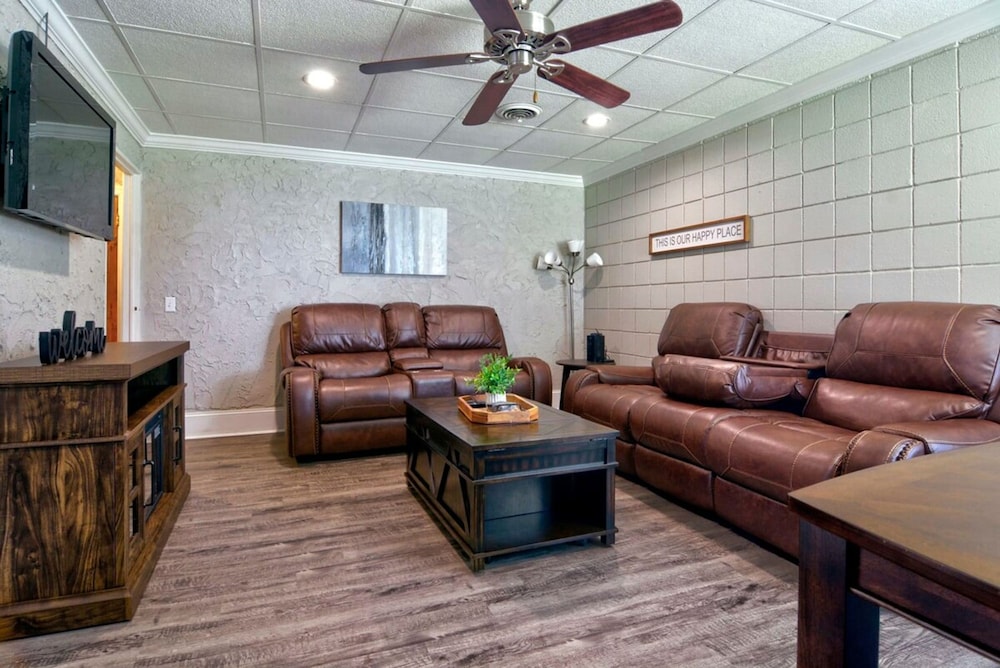 Amazing Cottage Located on Blue Mile Close to GSU — 4-Star Luxury Hotel in Statesboro, United States