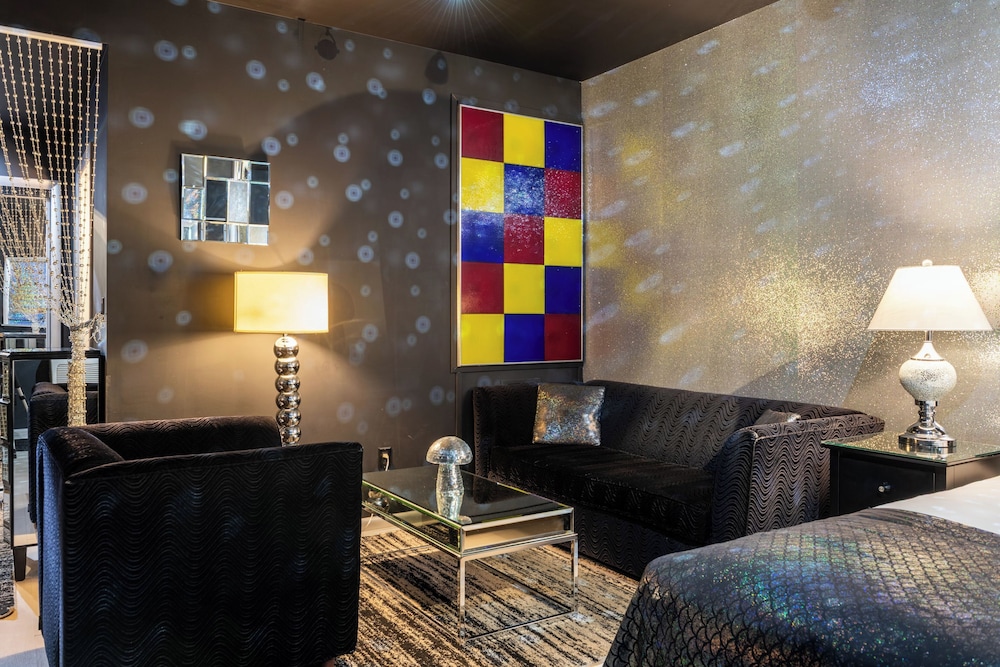 The Roxbury - photo 127