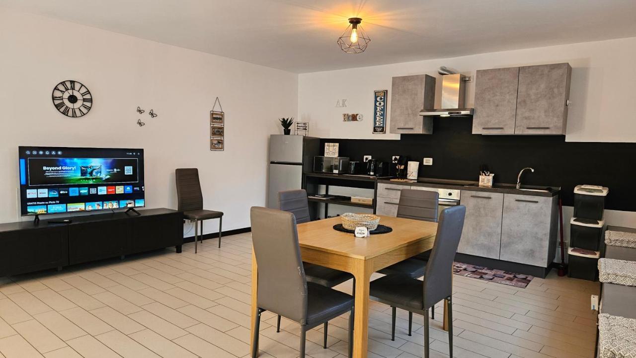 AK Homes a due passi da Orio — 4-Star Luxury Hotel in Azzano San Paolo, Italy