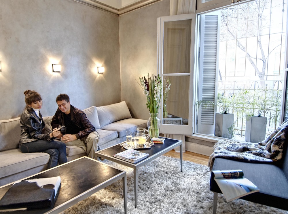 1555 Malabia House Hotel