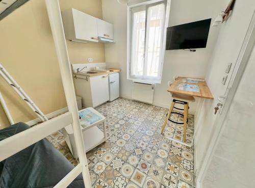 Studio Beige a Deux Pas de la Plage de Berck in Berck, France