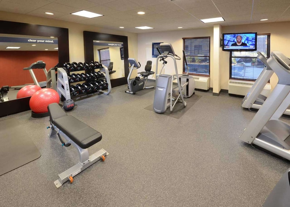 Hampton Inn Raleigh Town Of Wake Forest - photo 37
