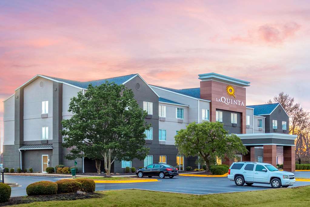 La Quinta Inn & Suites by Wyndham Hopkinsville - featured photo