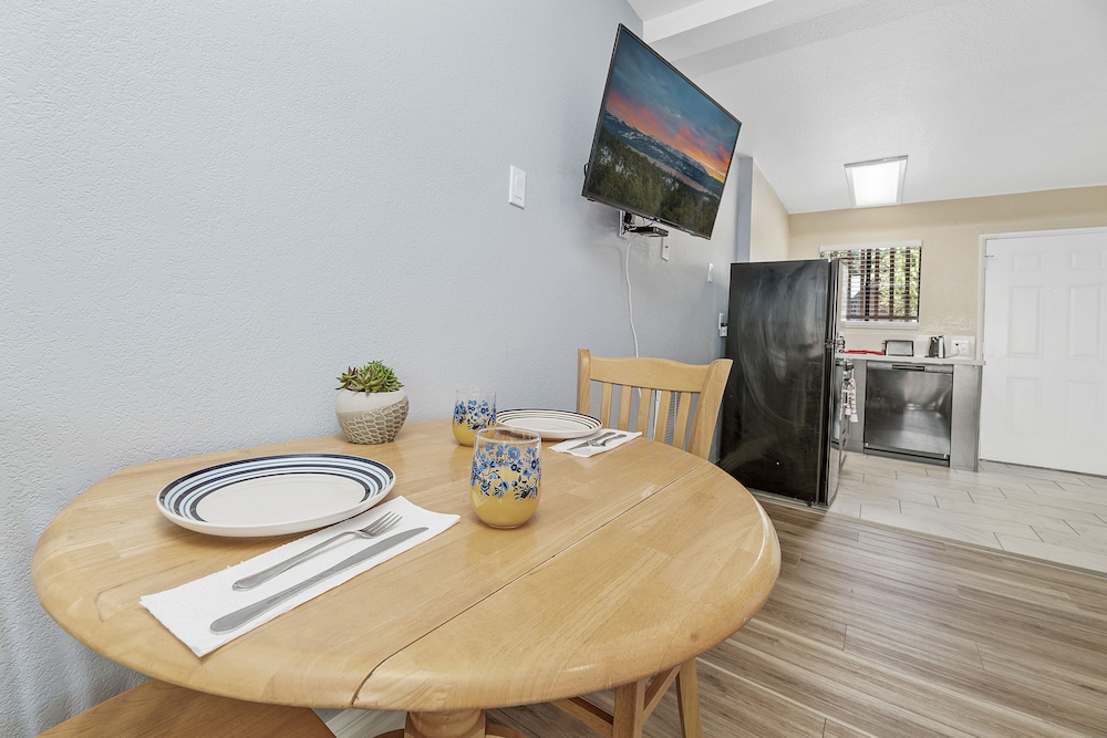 Big Bear Lakefront Lodge - photo 40