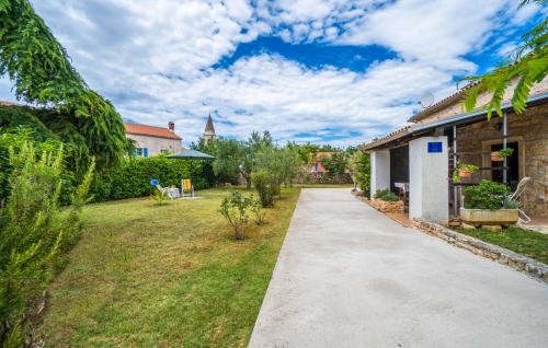Charming Villa Casa San Pietro near the beach — 4-Star Luxury Hotel in Liznjan, Croatia