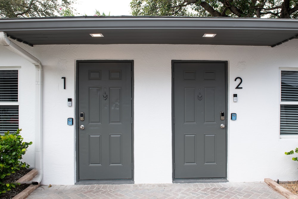 The Lauderdale Boutique Hotel - photo 8