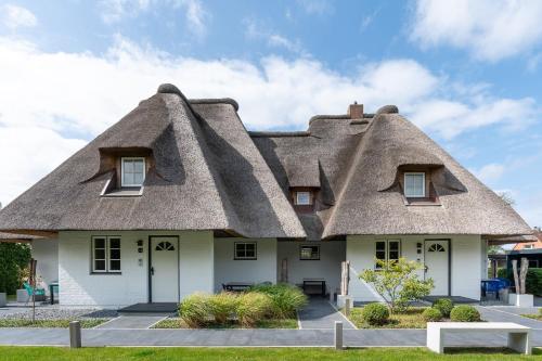 Beach Lodge Beach Lodge Appartement 2 — 4-Star Luxury Hotel in Sankt Peter-Ording, Germany