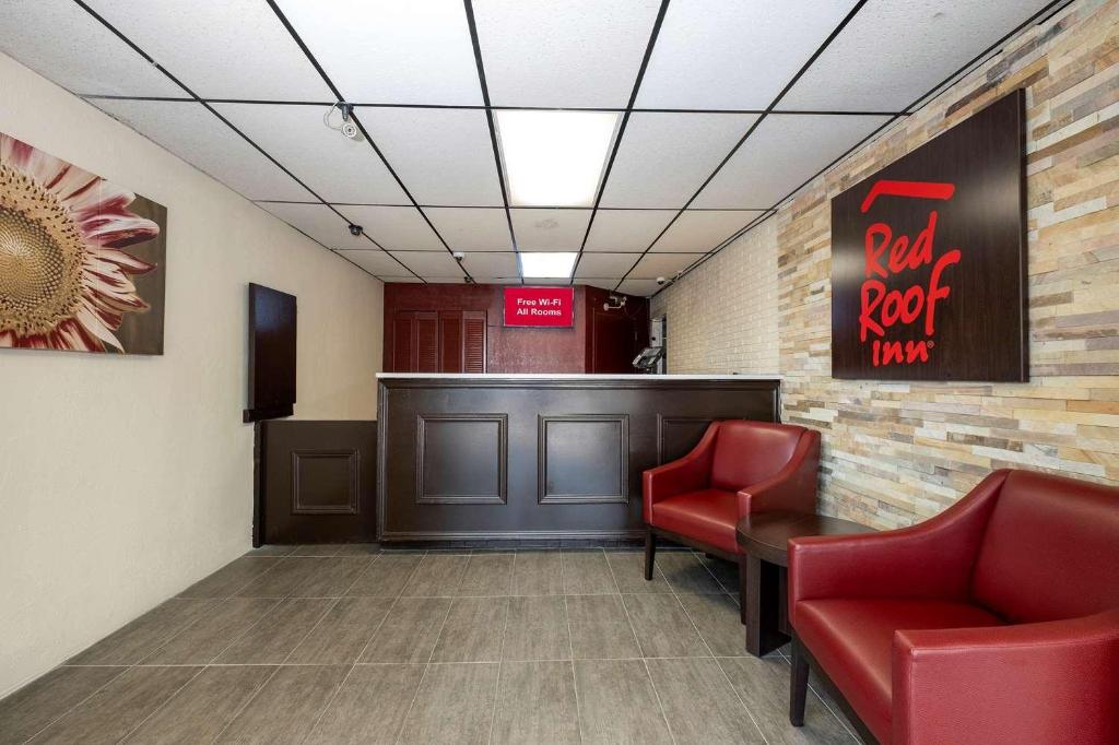 Red Roof Inn West Point - photo 16
