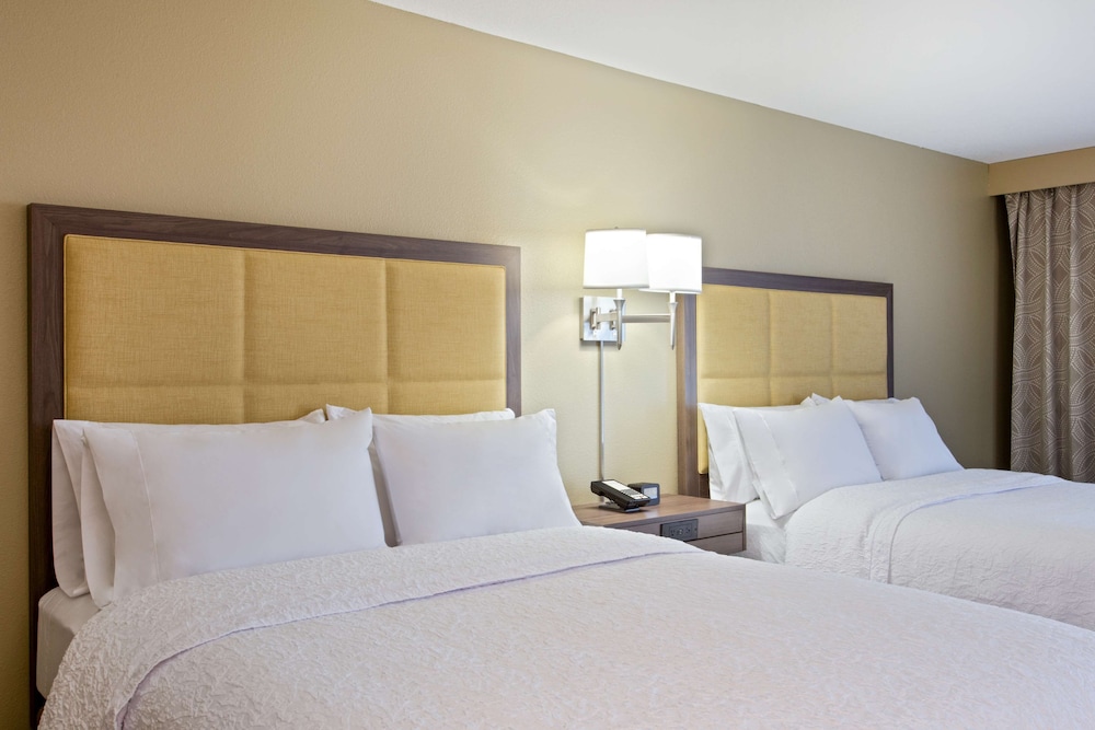Hampton Inn Sault Ste Marie - photo 15