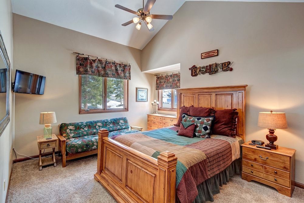 Grande Vista Boreas Pass by Pinnacle Lodging - photo 9