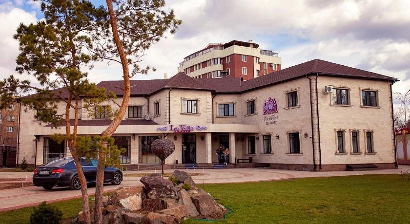 Park Hotel - carbon neutral hotel in Karagandy