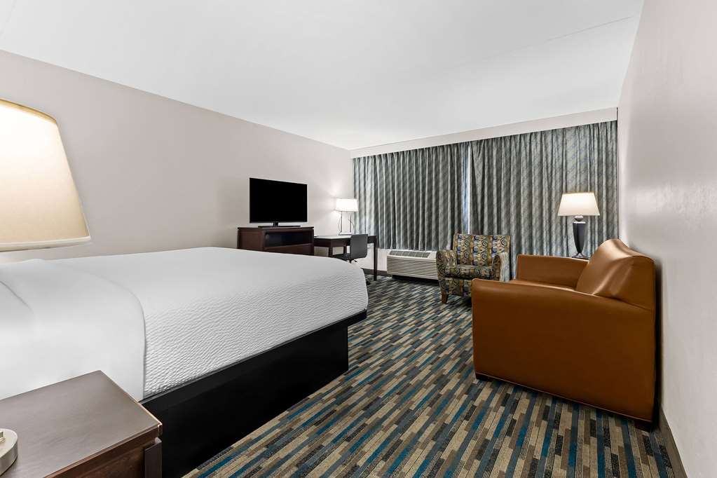 Days Inn & Suites by Wyndham Mesa Near Phoenix - photo 34