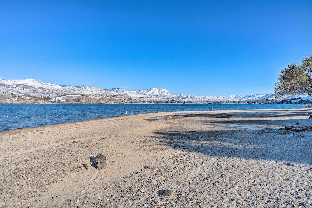Steps to Lake Chelan Condo with Resort Amenities - photo 19
