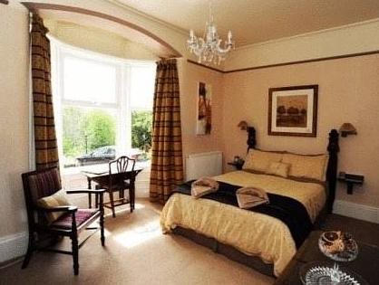 Chinthurst B&B Guest house