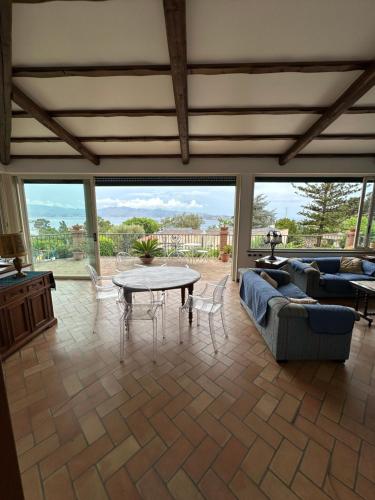 Villa Santatrada23 — 4-Star Luxury Hotel in Villa San Giovanni, Italy