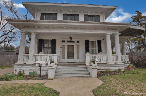 Renovated Spacious Historic — Shreveport