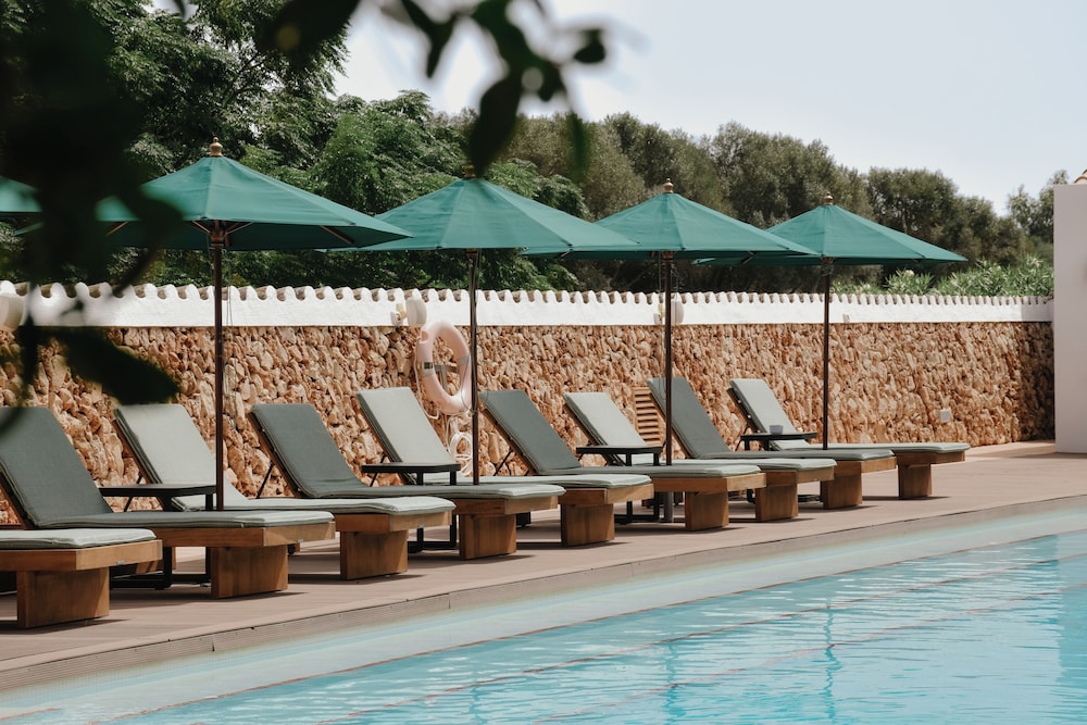Sant Joan de Binissaida — 4-Star Luxury Hotel in Es Castell, Spain