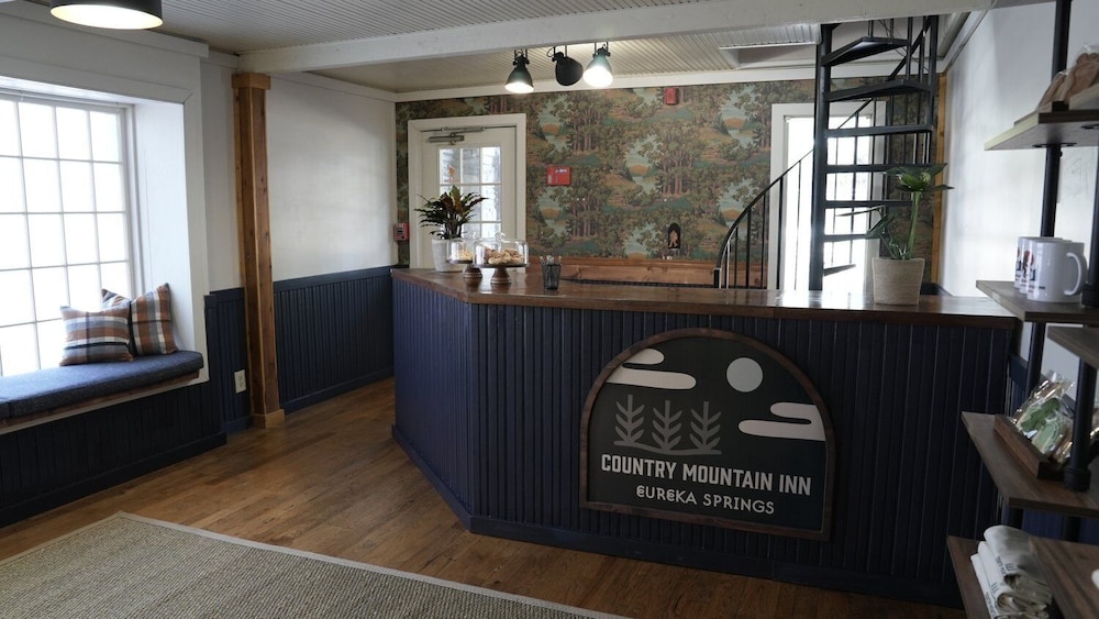 Country Mountain Inn - photo 2