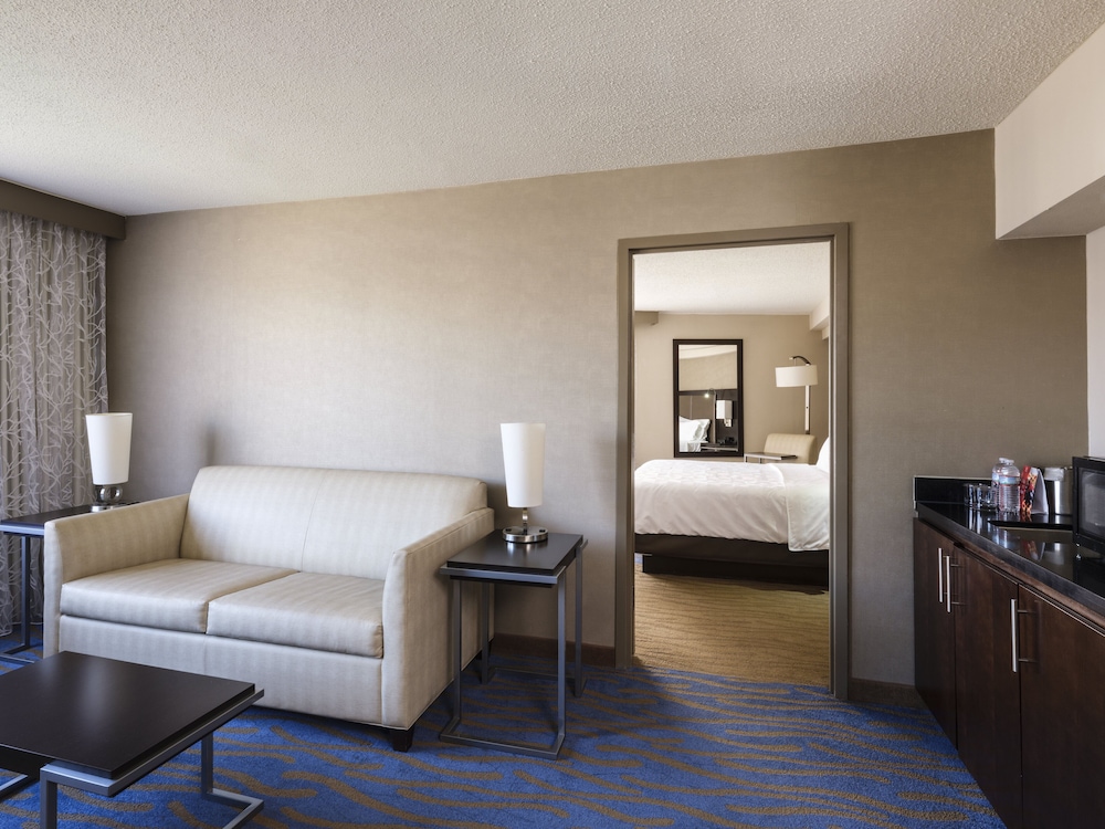 Holiday Inn Washington Capitol Natl Mall by IHG - photo 8