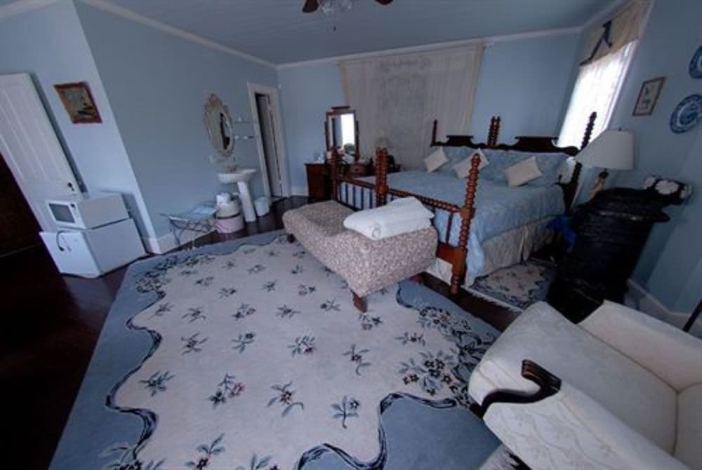 Carrier Houses B&B - photo 18