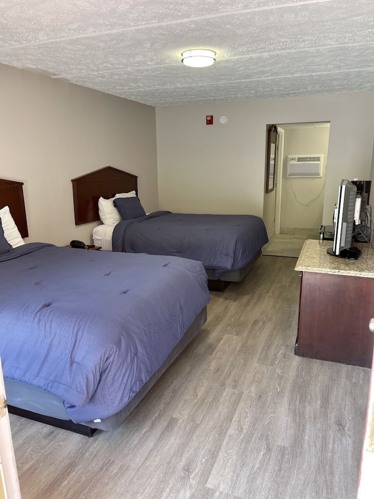 Smoky View Inn - photo 5