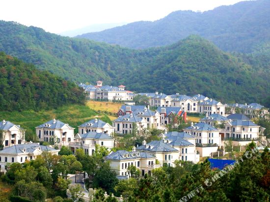 Yunshan Luchi Holiday Villa — 4-Star Luxury Hotel in Ningbo, People's Republic of China