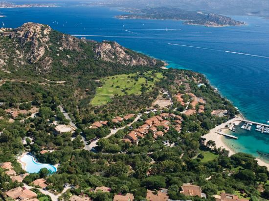 Residence IL Mirto — 4-Star Luxury Hotel in Palau, Italy