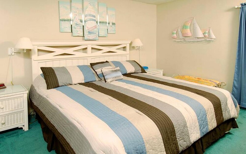 Gulf Tower by Bender Vacation Rentals - photo 27