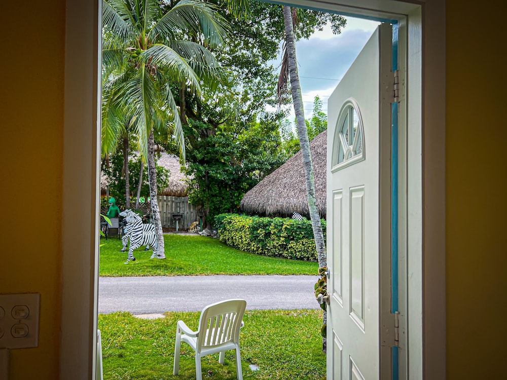 Sunset Cove Beach Resort - photo 40