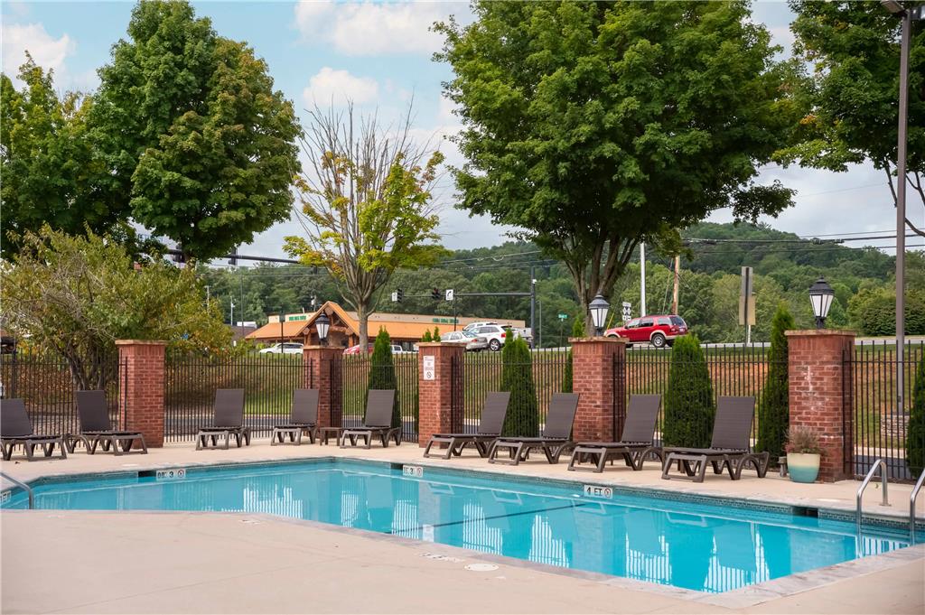 Comfort Suites Outlet Center - photo 22