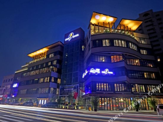 New Sun Island Hot Spring Hotel in Dandong, People's Republic of China