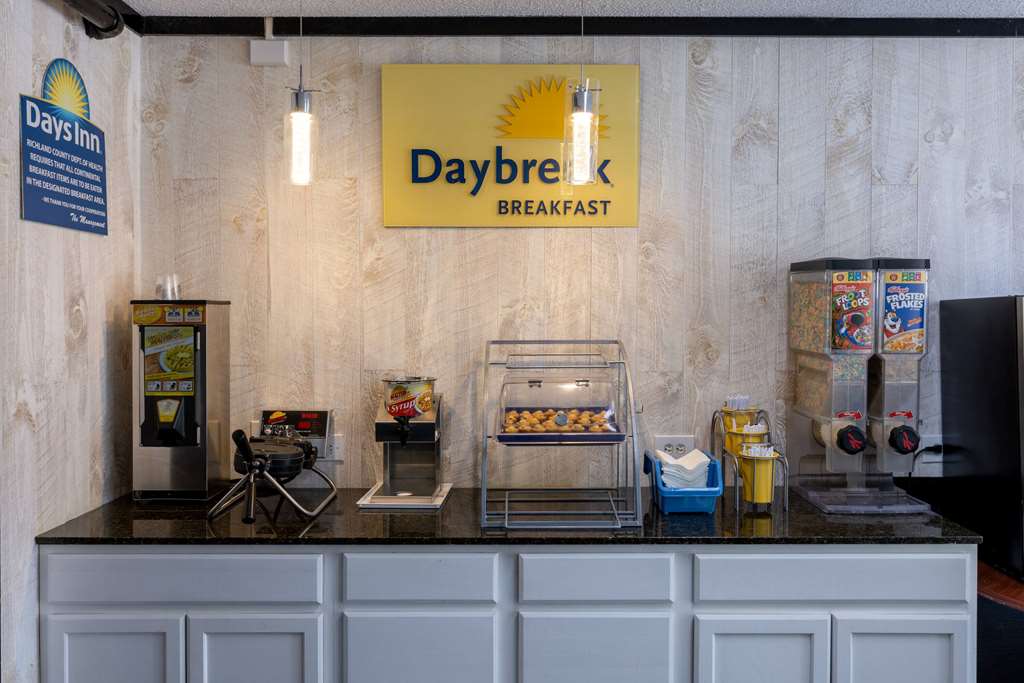Days Inn by Wyndham Columbia - photo 38