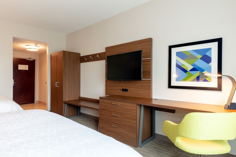 Holiday Inn Express Calhoun South by IHG - photo 13