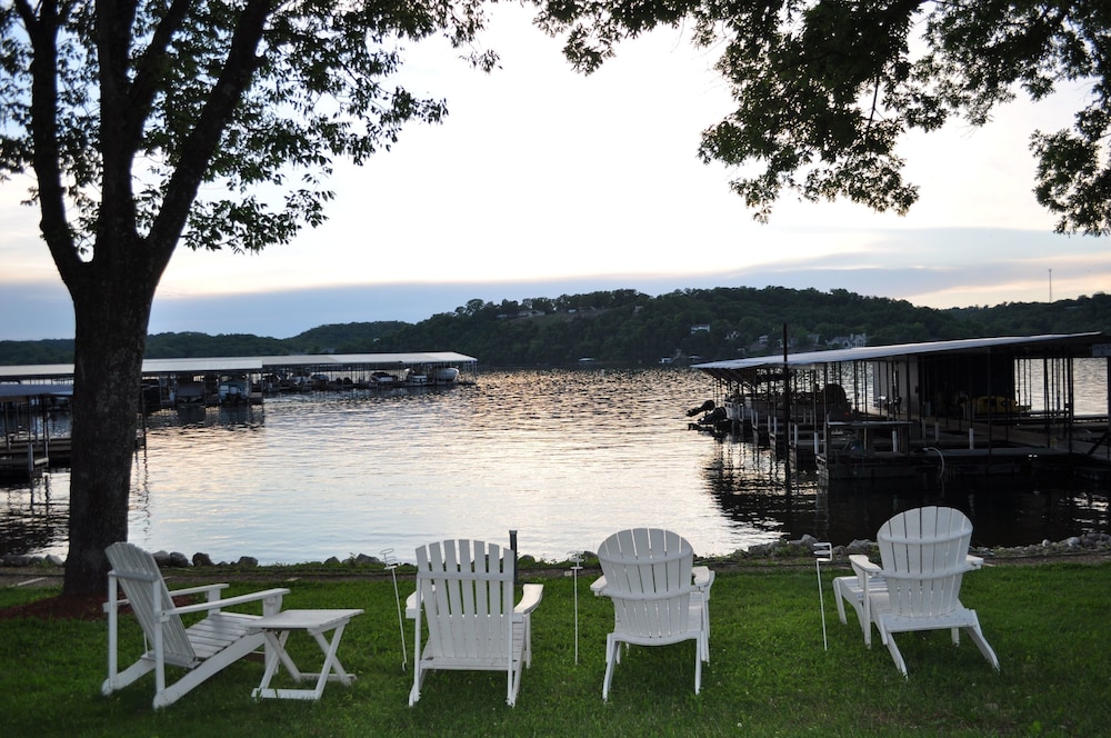 Lake Breeze Resort - photo 147