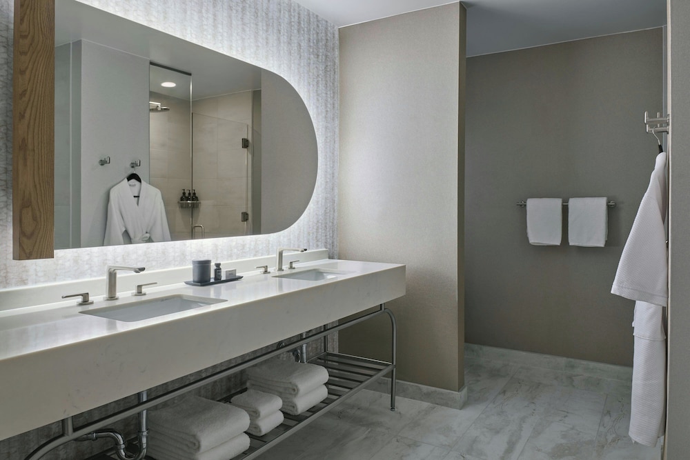 Viewline Resort Snowmass Autograph Collection - photo 46