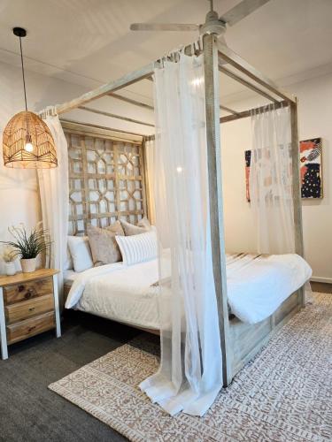Modern Luxe Retreat Brisbane - last minute hotel in Doolandella
