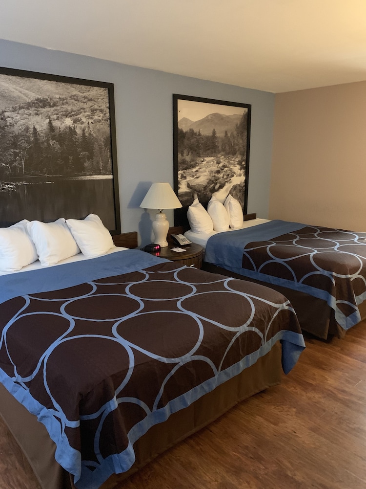 Super 8 by Wyndham Kingston - photo 4