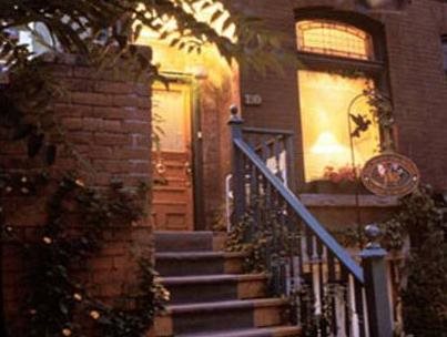 Mcgill Inn B&B — 4-Star Luxury Hotel in Toronto, Canada