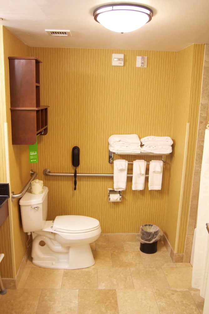 Hampton Inn & Suites Watertown - photo 61
